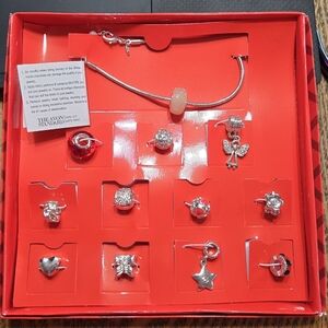 Avon Cherished Memories charm bracelet set